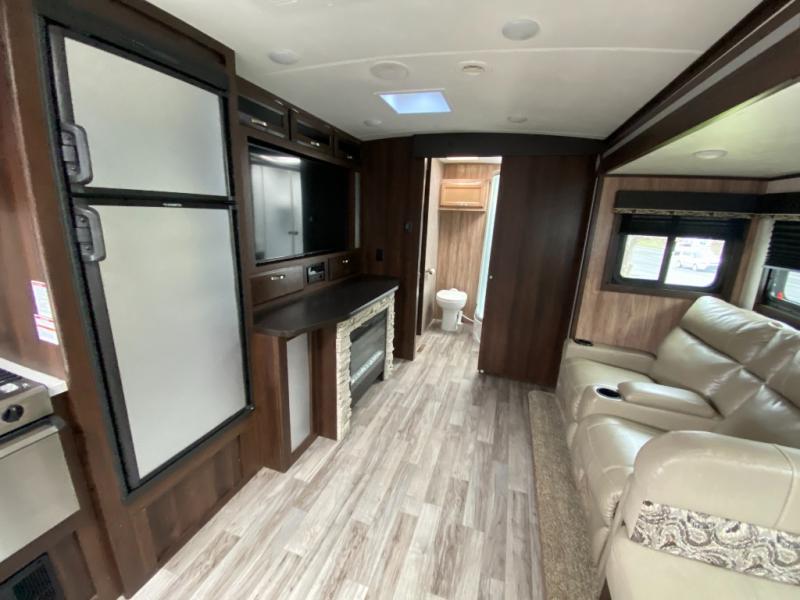 RV listing image