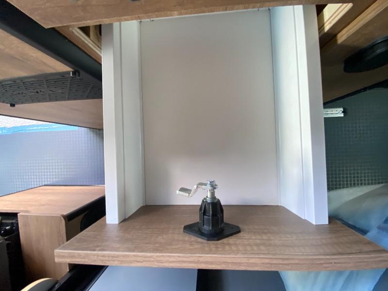 2025 Revel/44E/2025 image-24