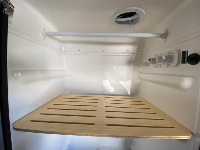 2025 Revel/44E/2025 image-27