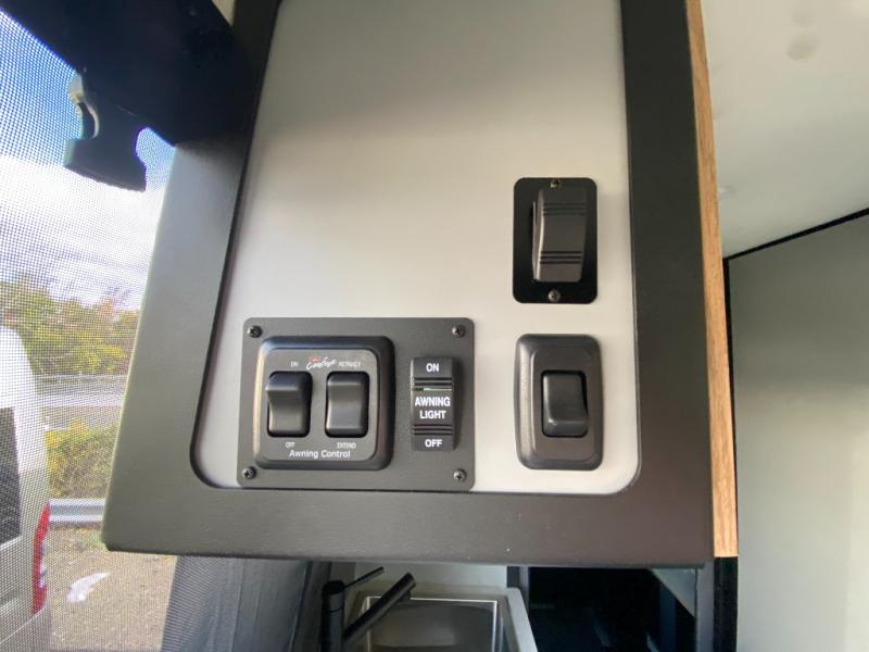 2025 Revel/44E/2025 image-30