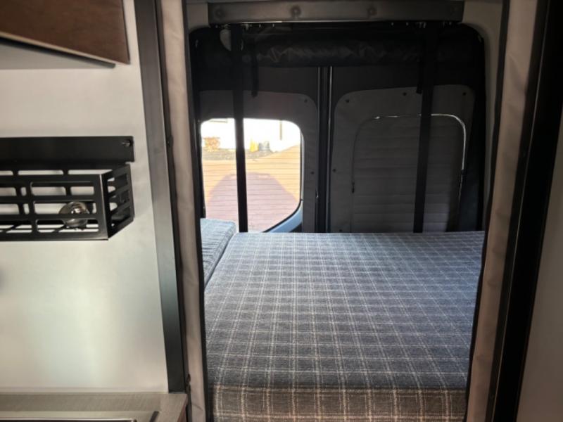 2025 Revel/44E/2025 image-34