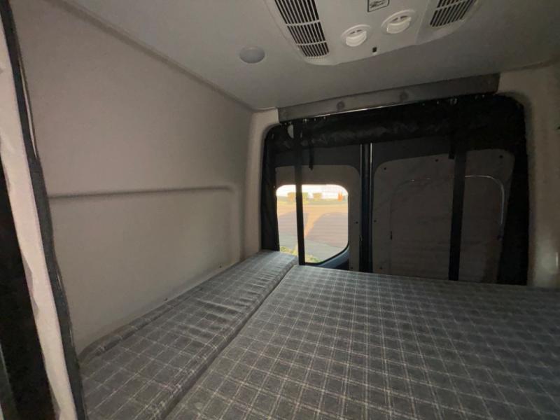 2025 Revel/44E/2025 image-35