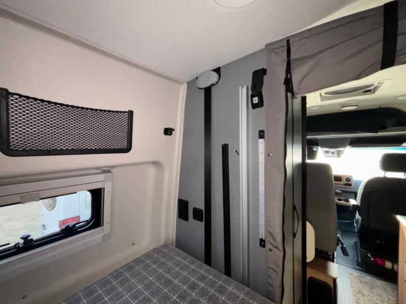 2025 Revel/44E/2025 image-39