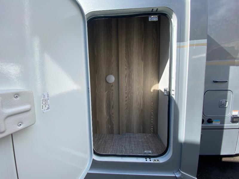 2025 Navion 24T/24T/2025 image-9