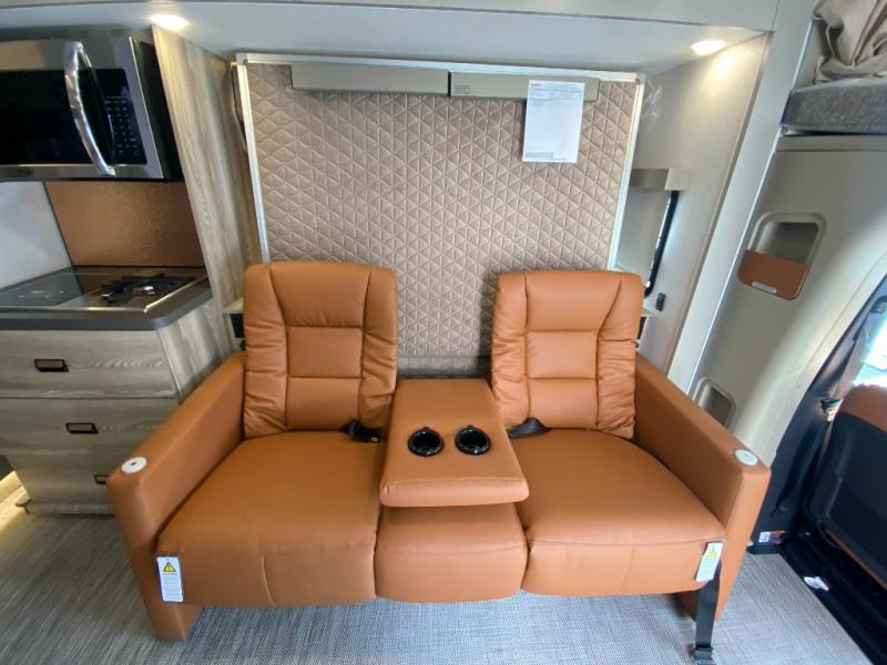 2025 Navion 24T/24T/2025 image-24