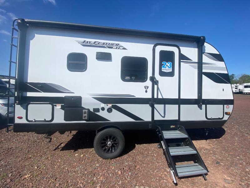 RV listing image