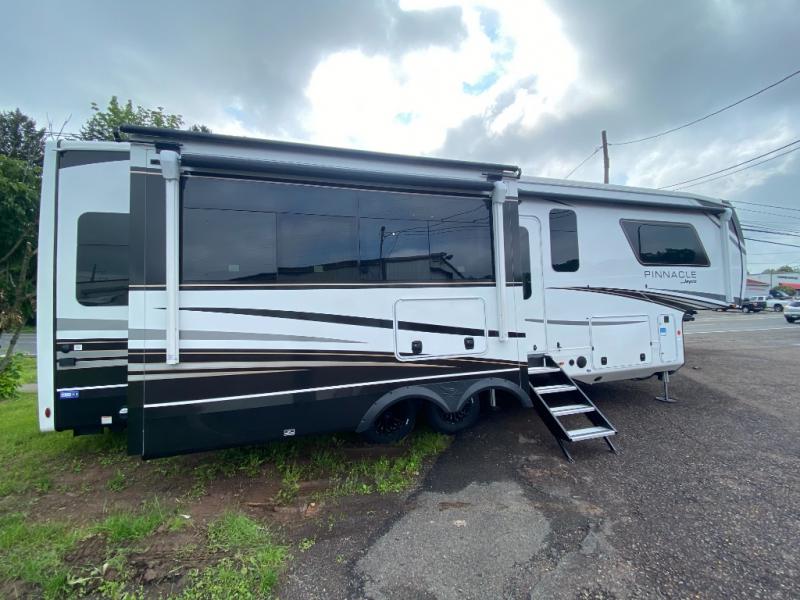 RV listing image