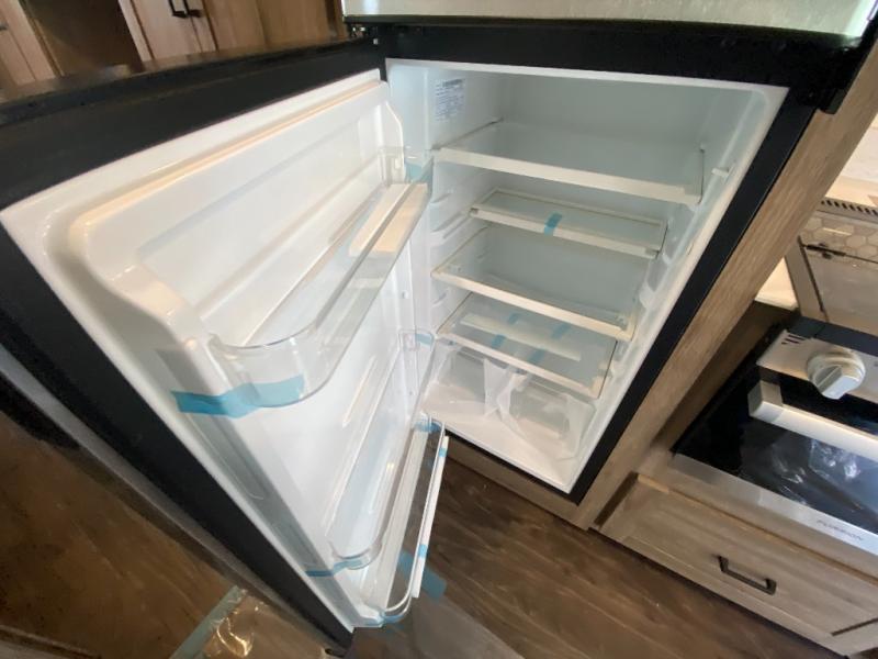 Sunstar/33K/2025 image-25