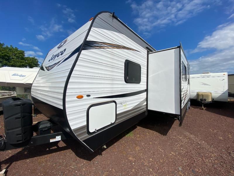 RV listing image