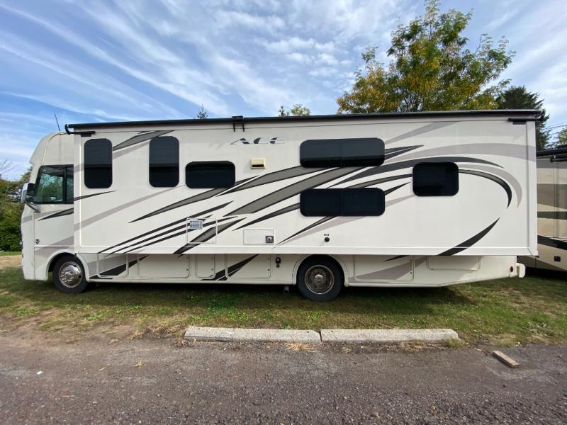 RV listing image
