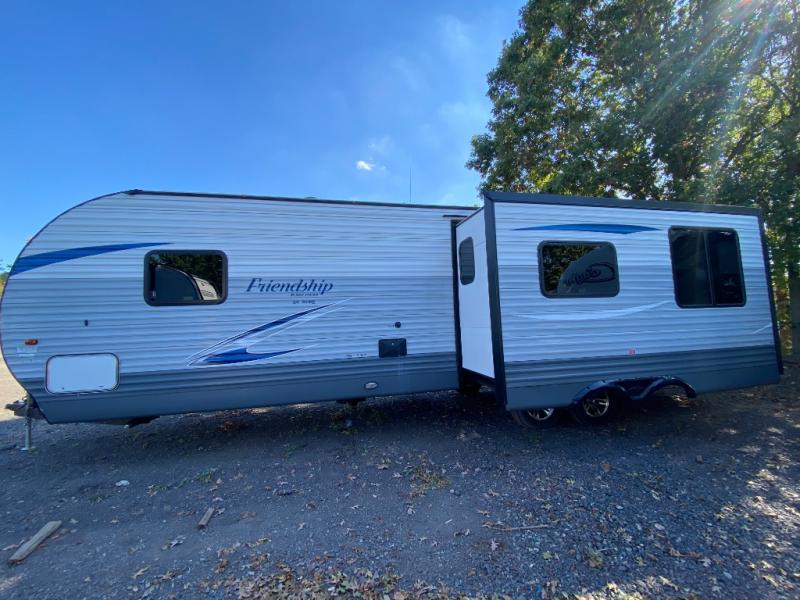 RV listing image