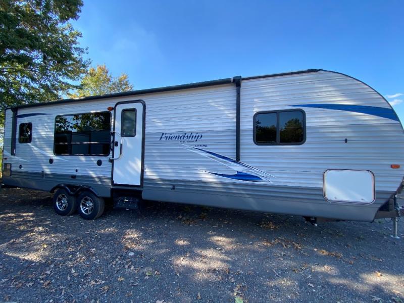 RV listing image