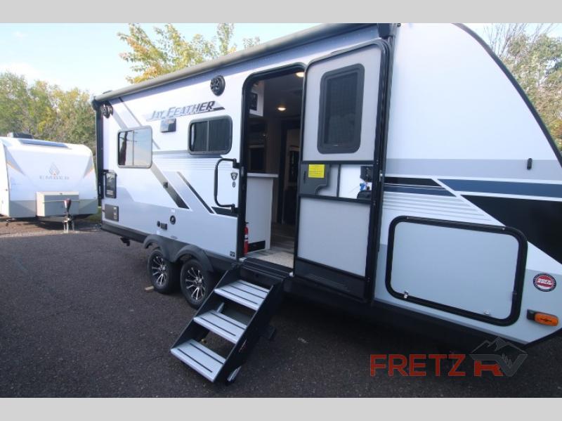 New 2024 Jayco Jay Feather 19MRK Travel Trailer at Fretz RV | Souderton ...