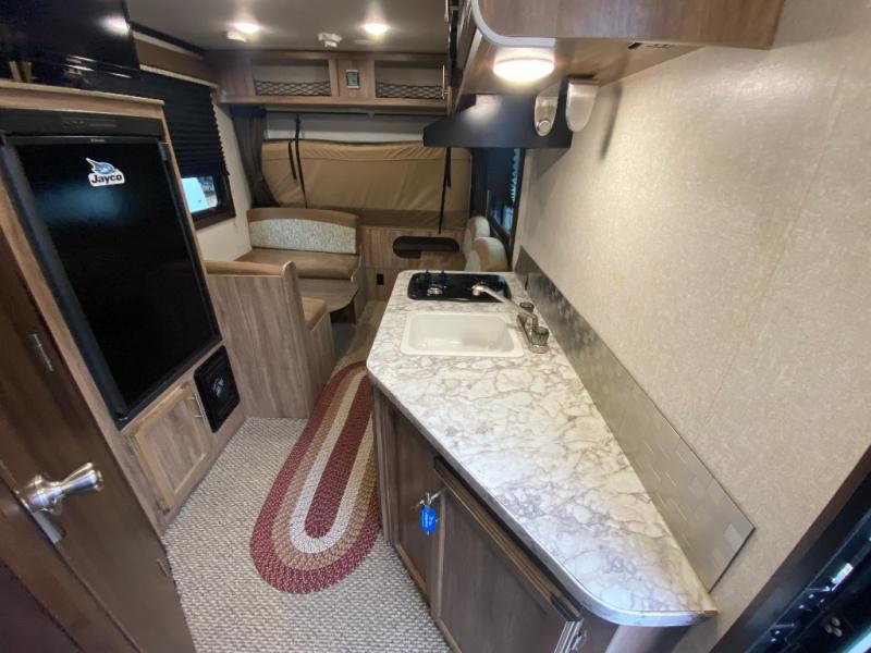 RV listing image