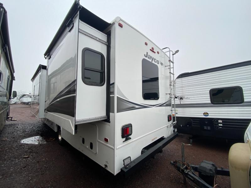 RV listing image