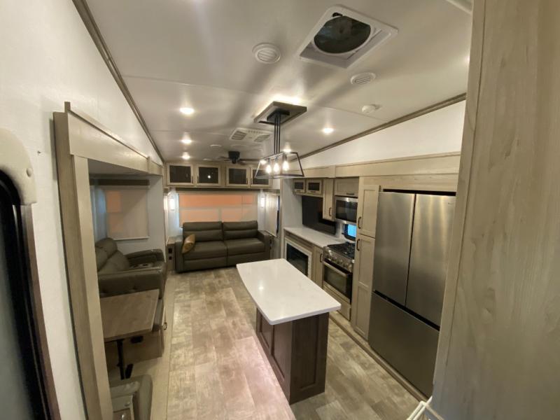 RV listing image