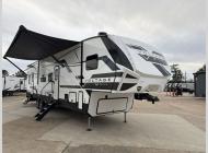 Used 2025 Dutchmen RV Voltage V3800 image