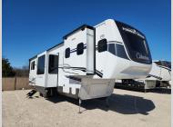 New 2025 Palomino Columbus 388FKH image