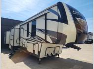 Used 2019 Forest River RV Sierra 384QBOK image