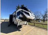 Used 2022 Dutchmen RV Voltage 4145 image