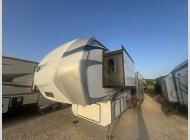 Used 2022 Keystone RV Avalanche 332RL image