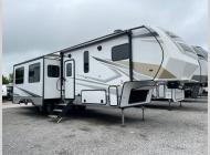 Used 2023 Prime Time RV Crusader 333BHT image