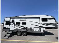 Used 2023 Alliance RV Avenue 26RD image