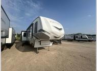 Used 2023 Dutchmen RV Astoria 3553MBP image
