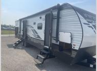 Used 2022 Palomino Puma 31QBBH image