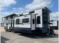 New 2025 Palomino Puma Destination 402LFT image
