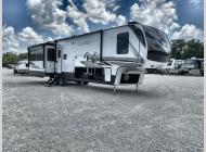 Used 2023 Dutchmen RV Yukon 410RD image