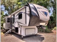 Used 2020 Keystone RV Avalanche 379BH image