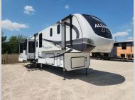 Used 2023 Alliance RV Paradigm 382RK image
