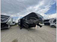 Used 2021 Dutchmen RV Voltage 4135 image