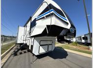 Used 2022 Keystone RV Fuzion 379 image
