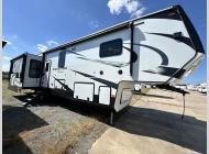 Used 2023 Coachmen RV Brookstone 398MBL image