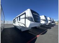 New 2025 Palomino Columbus 384RKH image