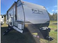 Used 2024 CrossRoads RV Fun Time 290SK image