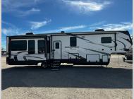 Used 2023 Coachmen RV Brookstone 398MBL image