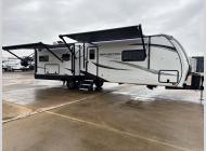 Used 2025 Grand Design Reflection 310MKTS image