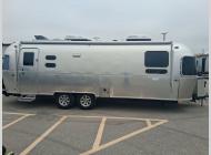 Used 2022 Airstream Flying Cloud 27FB image