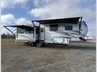 Used 2024 Keystone RV Montana 3231CK image