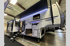 New 2025 Coachmen RV Brookstone 318RLL Photo
