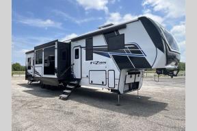 New 2025 Keystone RV Fuzion 440 Photo