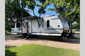 New 2024 CrossRoads RV Fun Time 340JM Photo