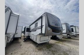 New 2025 Coachmen RV Brookstone 318RLL Photo