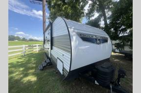 New 2025 Gulf Stream RV Kingsport Ultra Lite 269BH Photo