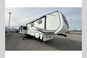 New 2024 CrossRoads RV Cruiser 37MD Photo