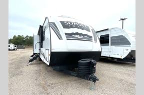 New 2025 CrossRoads RV Sunset Trail SS331BH Photo
