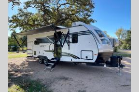 New 2025 CrossRoads RV Sunset Trail SS253RB Photo